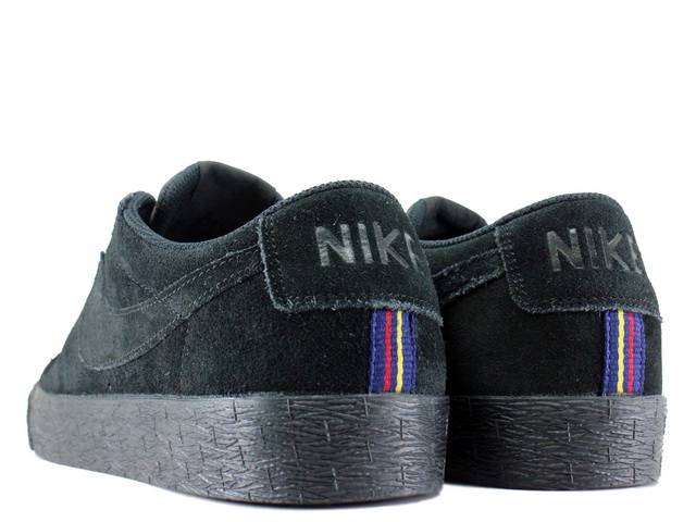SB ZOOM BLAZER LOW 864347-004 - 2