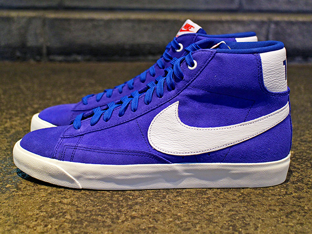 BLAZER MID QS “STRANGER THINGS”01