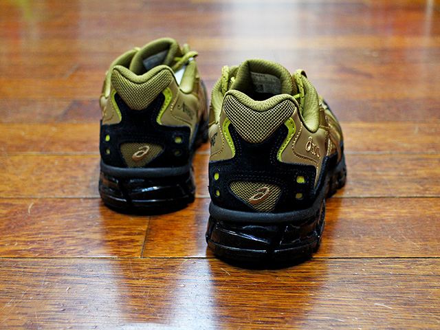 GEL KAYANO 5 360 “AWAKE NY” GOLD01