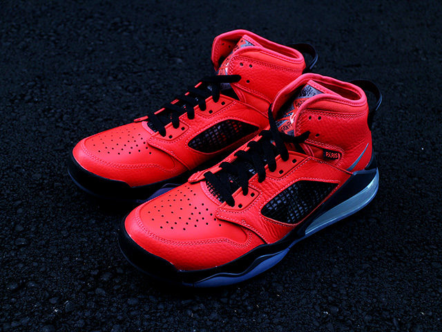 JORDAN MARS 270 “PARIS SAINT-GERMAIN”01