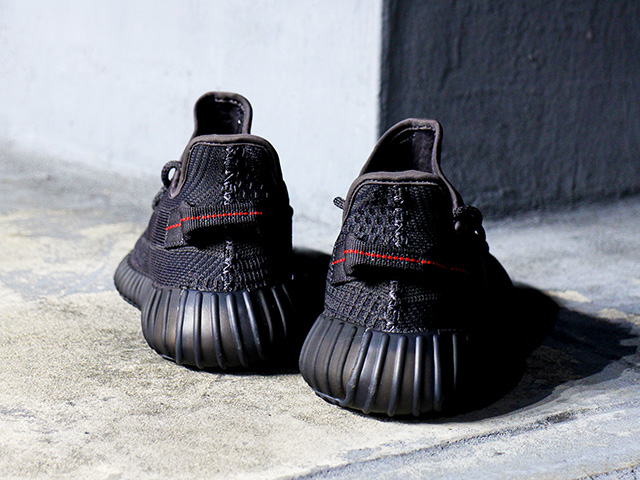 YEEZY BOOST 350 V2 “TRIPLE BLACK 2019”01