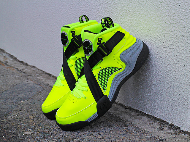 LUNAR RAID “VOLT”01