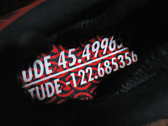 AIR FOAMPOSITE PREMIUM “DOERNBECHER 2013”01