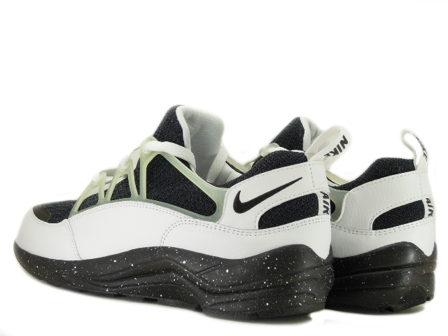 Nike huarache light eclipse top