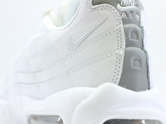 AIR MAX 95 ESSENTIAL AT9865-100 - 4