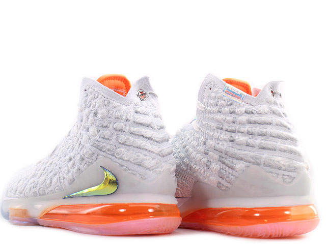 LEBRON 17 LMTD CT3843-100 - 3
