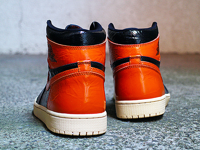 AIR JORDAN 1 RETRO HIGH OG “SHATTERED BACKBOARD 3.0”01