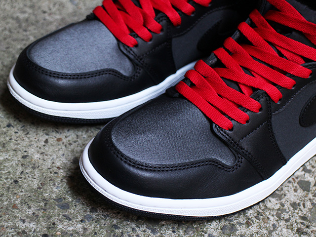 AIR JORDAN 1 RETRO HIGH OG “LEATHER & SATIN” BLACK/RED01