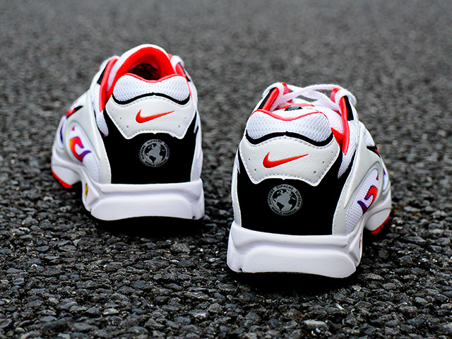 ZOOM STREAK SPECTRUM PLUS “SUPREME/WHITE”01