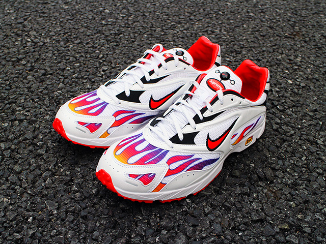 ZOOM STREAK SPECTRUM PLUS “SUPREME/WHITE”01
