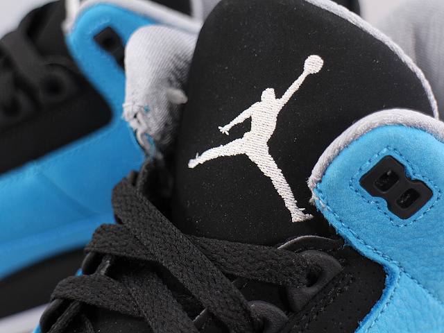 NIKE AIR JORDAN 3 RETRO POWDERBLUE