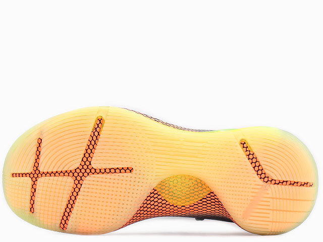 UA CURRY 6 3020612-004 - 4