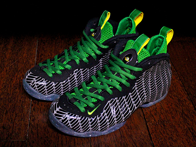 AIR FOAMPOSITE ONE PREMIUM UO QS “OREGON DUCKS”01