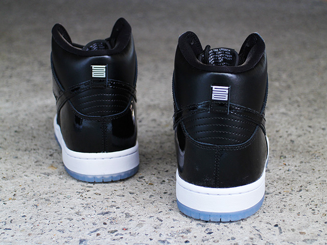 SB DUNK HIGH PRO “SPACE JAM”01