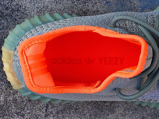 YEEZY BOOST 350 V2 “DESERT SAGE”01