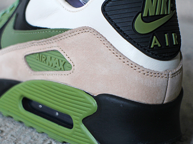 AIR MAX 90 NRG “LAHAR ESCAPE”01