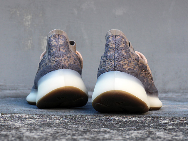 YEEZY BOOST 380 “MIST”01