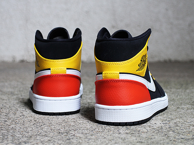 AIR JORDAN 1 MID SPECIAL EDITION “RAYGUNS”01