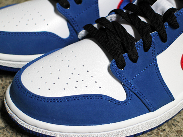 AIR JORDAN 1 MID SPECIAL EDITION “SWOOSH MULTI”01