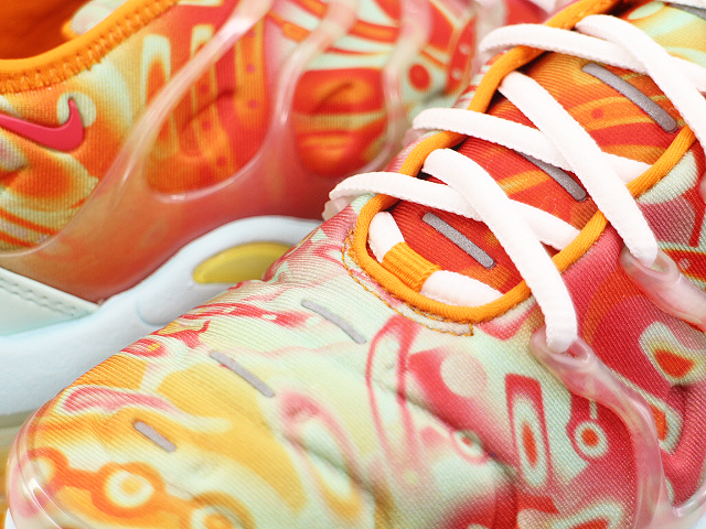 WMNS AIR VAPORMAX PLUS QS SKIT
