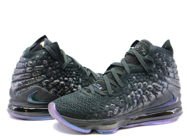 LEBRON 17