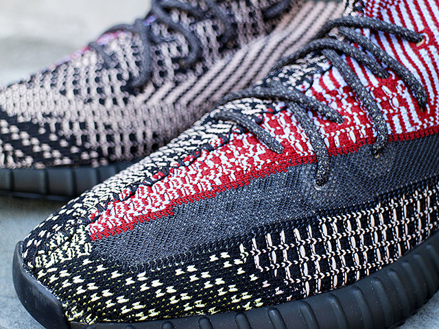 YEEZY BOOST 350 V2 “YECHEIL”01