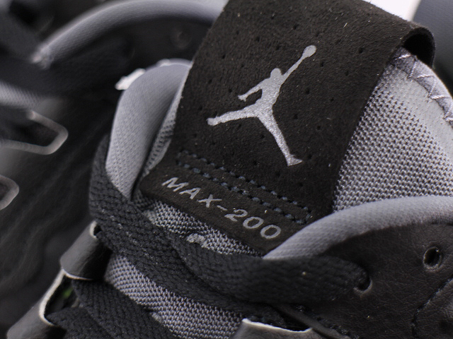 JORDAN MAX 200 CD6105-007 - 4