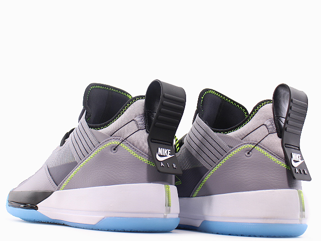 AIR JORDAN 33 SE PF CD9561-007 - 3