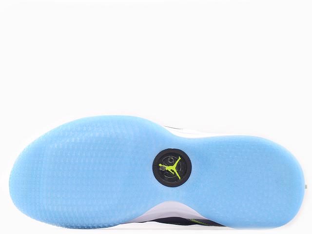 AIR JORDAN 33 SE PF CD9561-007 - 4