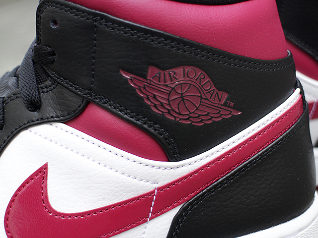 AIR JORDAN 1 MID “BLACK/NOBLE RED”01
