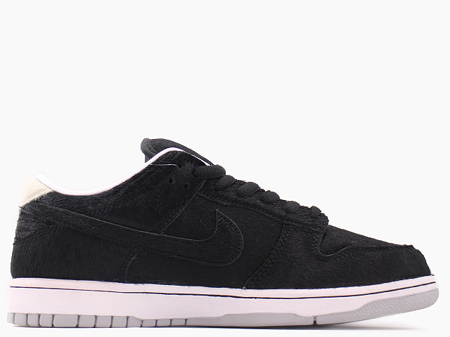 NIKE SB DUNK low × MEDICOM TOY be@brick