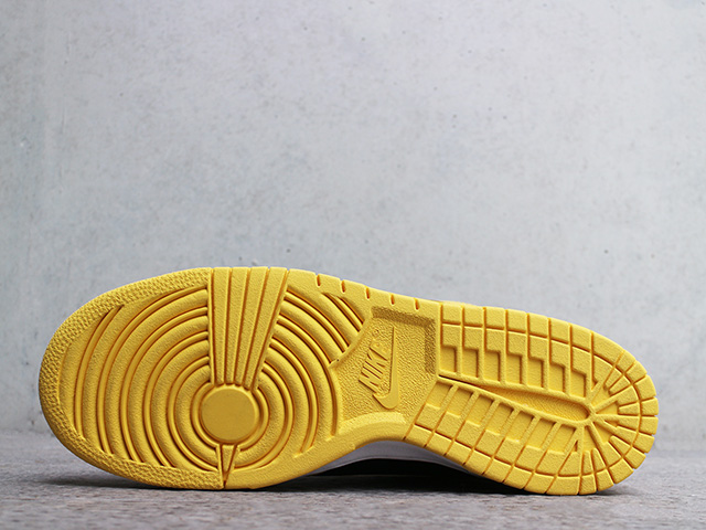 DUNK HIGH LE “IOWA 1999”01