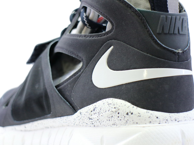 HUARACHE FREE SHIELD 559599-401 - 5
