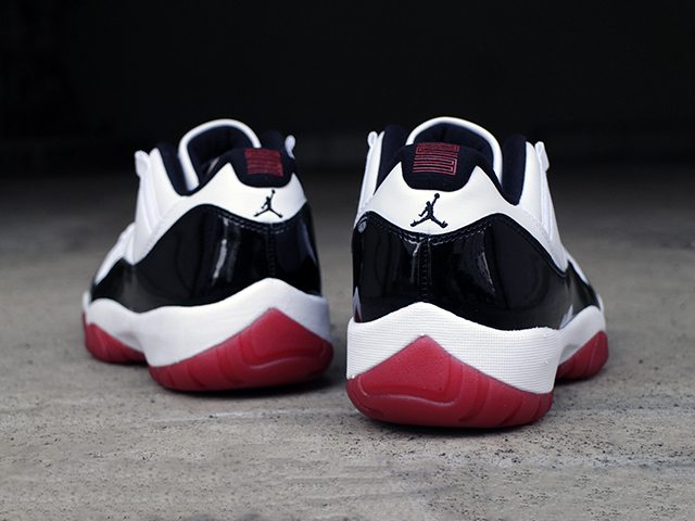 AIR JORDAN 11 RETRO LOW “CONCORD×BRED”01