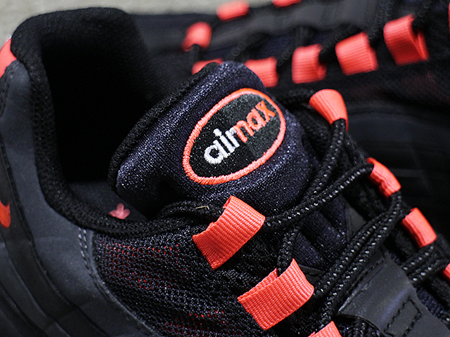 AIR MAX 95 “LIVERPOOL FC”01