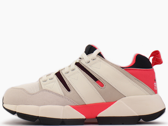 EQT CUSHION 2 DB2717