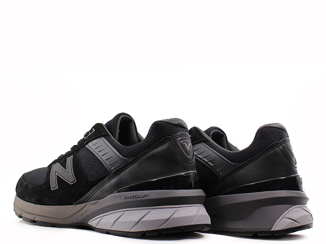 HAVENコラボ　New Balance M990RB5 9D ブラック HAVEN x New Balance M990v5 Release Info | Hypebeast