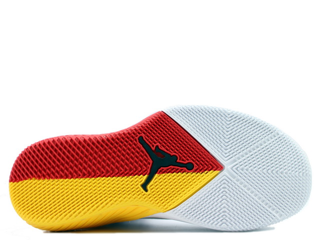 JORDAN WHY NOT ZER0.1 LOW PFX AR0346-100 - 5