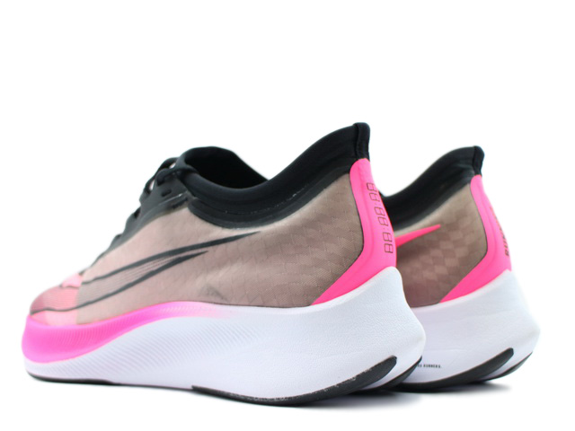 ZOOM FLY 3 AT8240-600 - 2