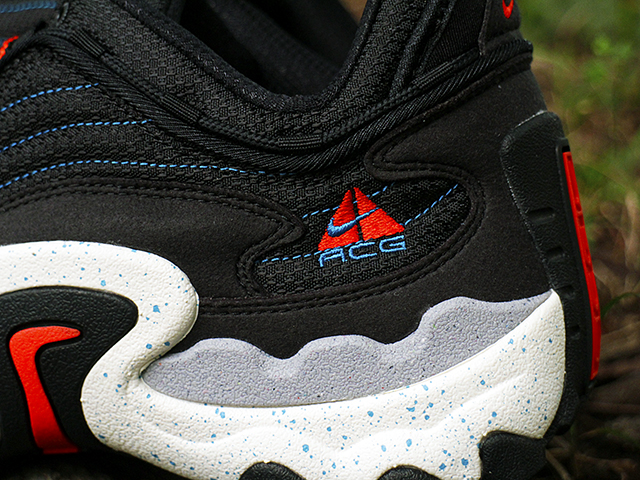 A.C.G.AIR SKARN “BLACK/HABANERO RED”01