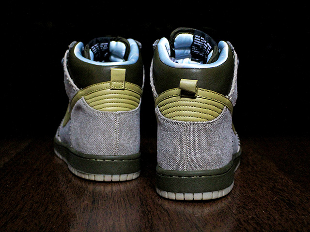DUNK HIGH “CORALINE”01