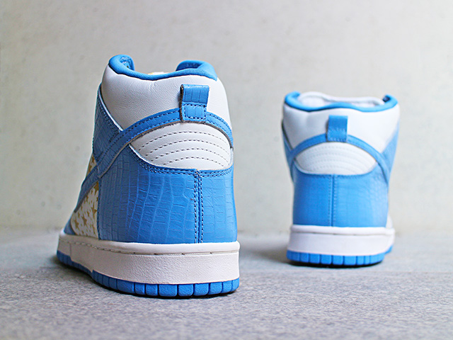 DUNK HIGH PRO SB “SUPREME” UNIVERSITY BLUE01