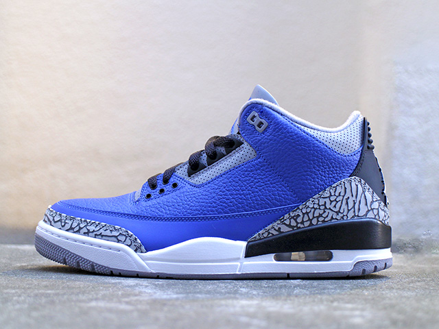AIR JORDAN 3 RETRO “VARSITY ROYAL”01