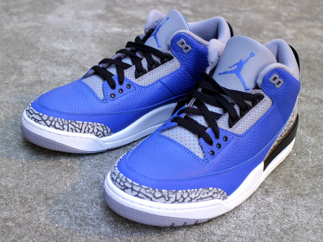 AIR JORDAN 3 RETRO “VARSITY ROYAL”01