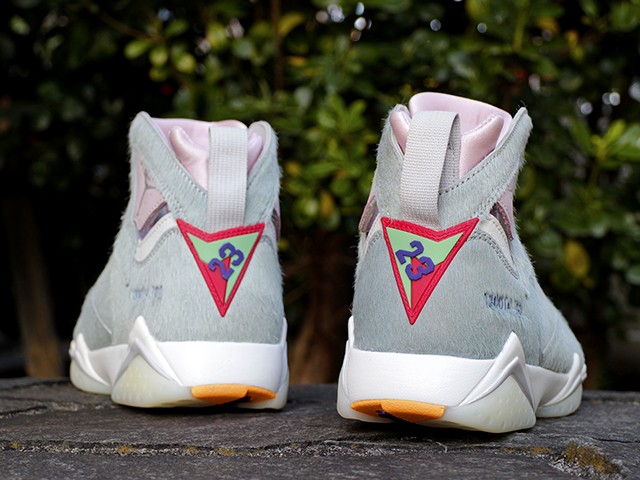AIR JORDAN 7 RETRO SE “HARE 2.0/BUGS BUNNY”01