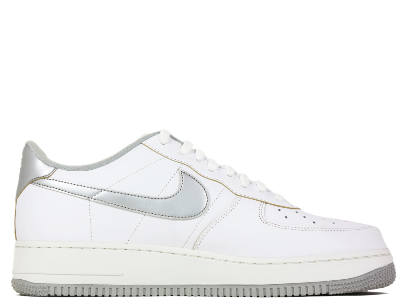 AIR FORCE 1 07 LV8 DC5209-100 - 1