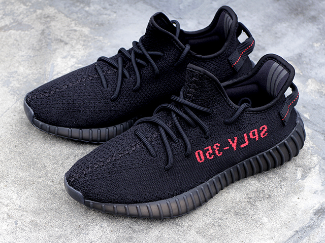 YEEZY BOOST 350 V2 “CORE BLACK/RED”01