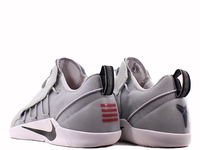 シューズ KOBE A.D. Nike's new Kobe A.D. signature shoe has dropped | SB Nation