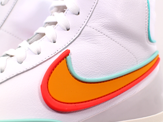 NIKE ハイカット　DC1746-100 NIKE(ナイキ) / DC1746-100/タグ付/WMNS BLAZER MID 77