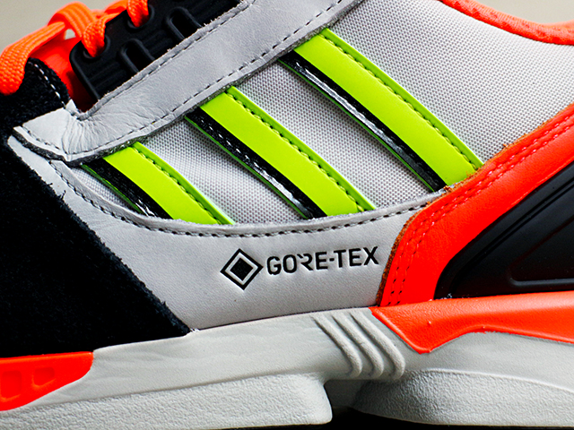 ZX 8000 GORE-TEX “IRAK”CLEAR ONIX01